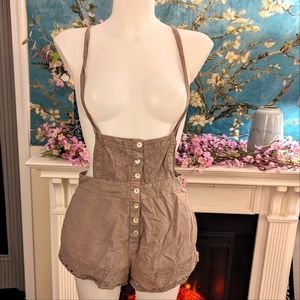 Free People lederhosen EUC 6